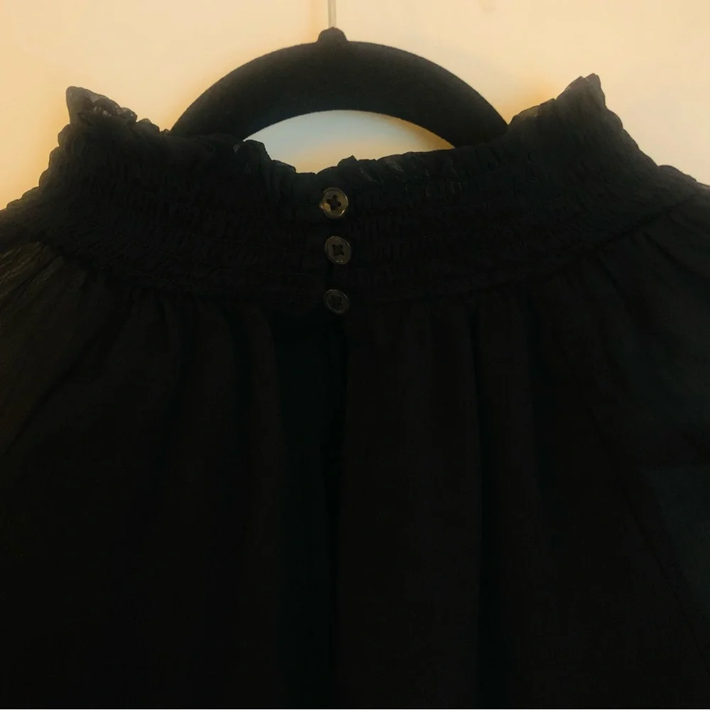 NWT Joie Limited Edition Ladies Long Sleeve Smocked Blouse. MRSP $278.00 - Picture 12 of 16